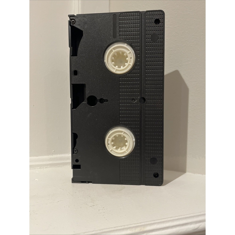 Ultimate Goosebumps - Werewolf Skin Parts 1 & 2 - VHS - 1997 - Picture 10 of 10